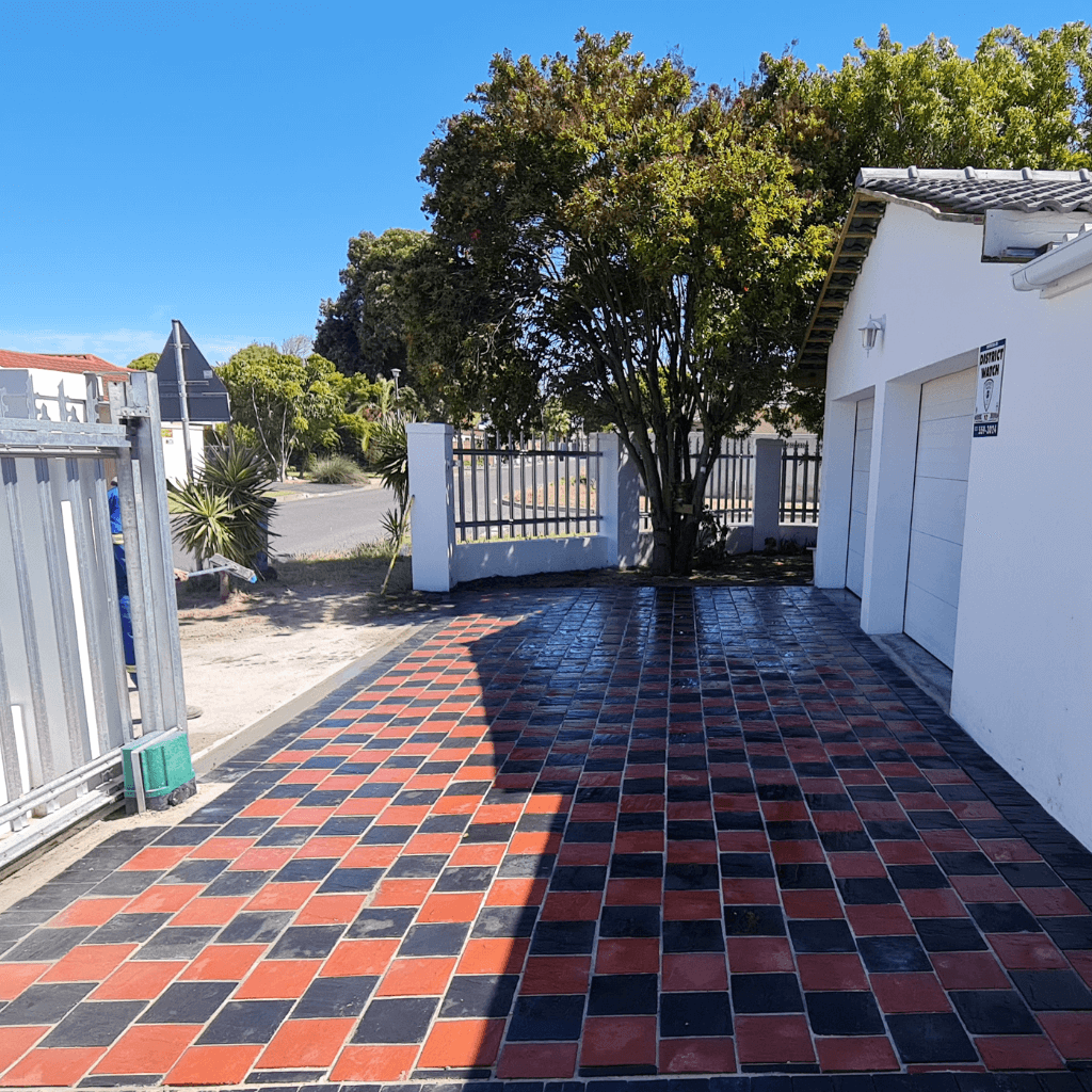 Cobbles 200 x 200 - Image 2